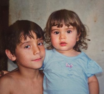 Os dois irmãos do ELOS quando crianças